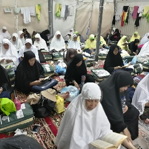 Yayasan Sosial, Haji dan Pendidikan SUASANA DI TENDA MINA