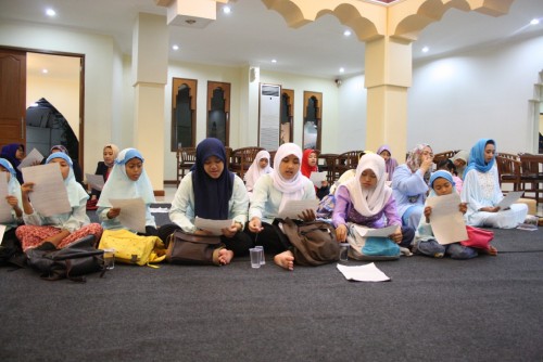 YAYASAN ASSYAKUR Istighotsah bersama Panti Asuhan